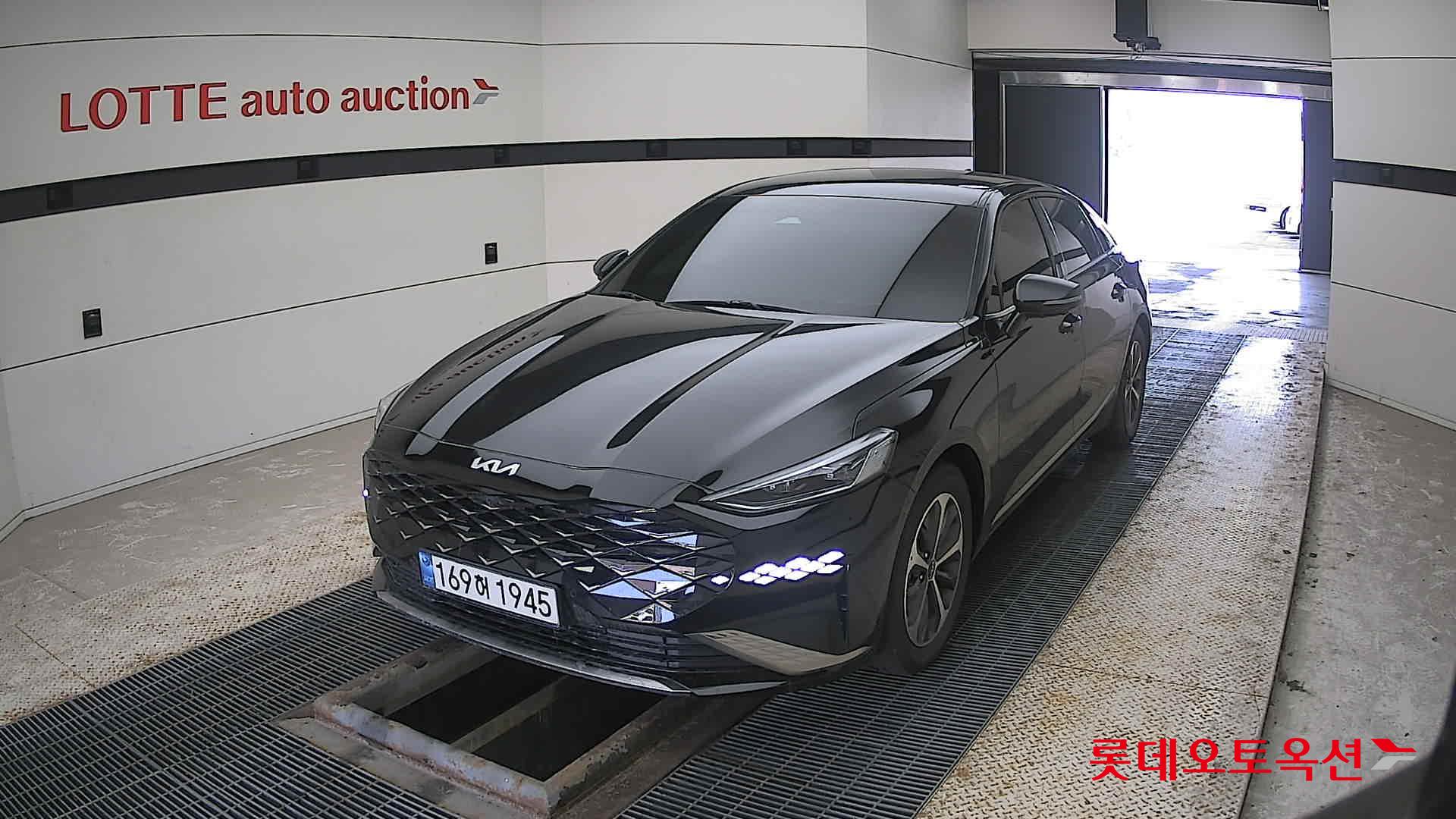 Kia K8 Hybrid 2022 Aurora Black Pearl из Кореи