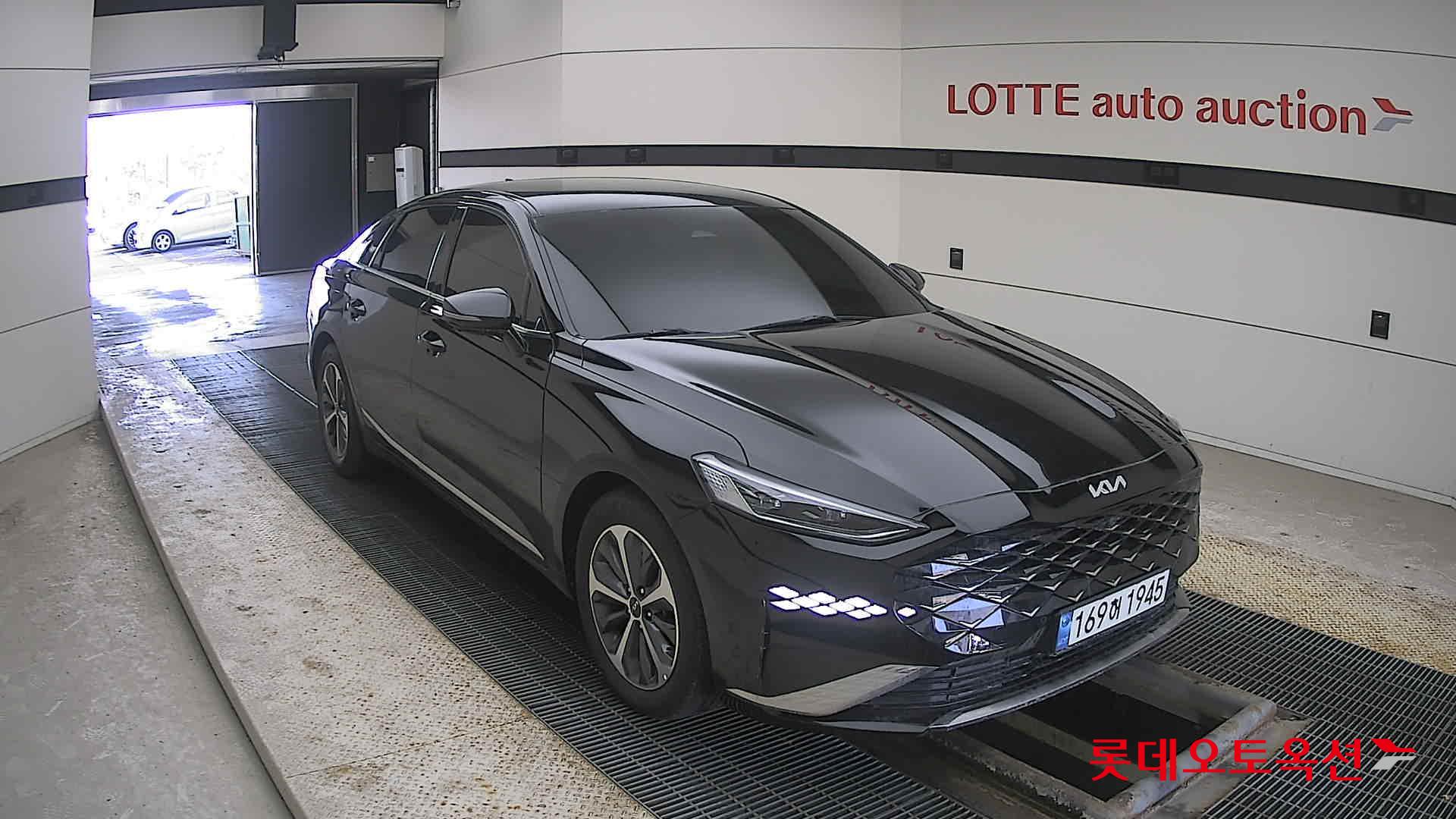 Kia K8 Hybrid 2022 Aurora Black Pearl из Кореи, фото 2