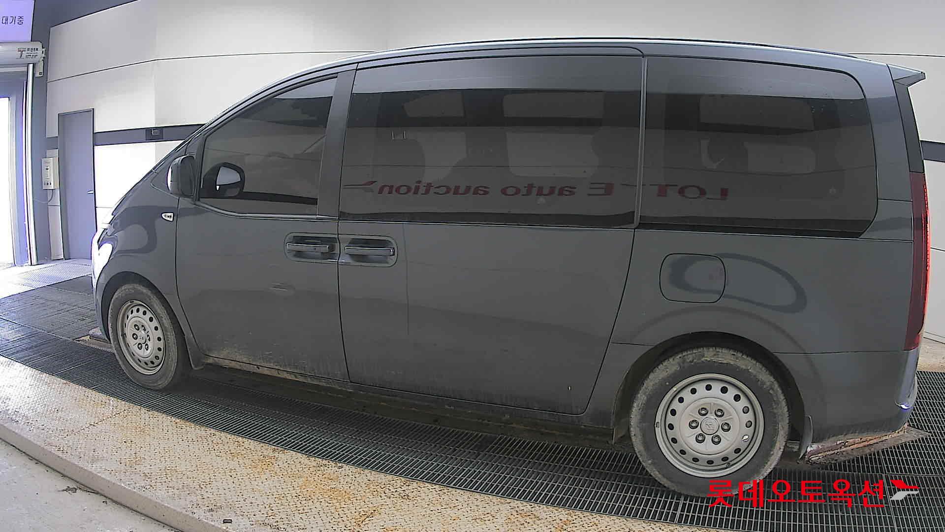 Hyundai Staria id 3803723 из Кореи 11