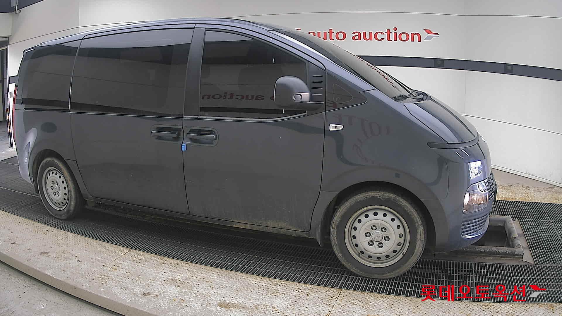 Hyundai Staria id 3803723 из Кореи 17