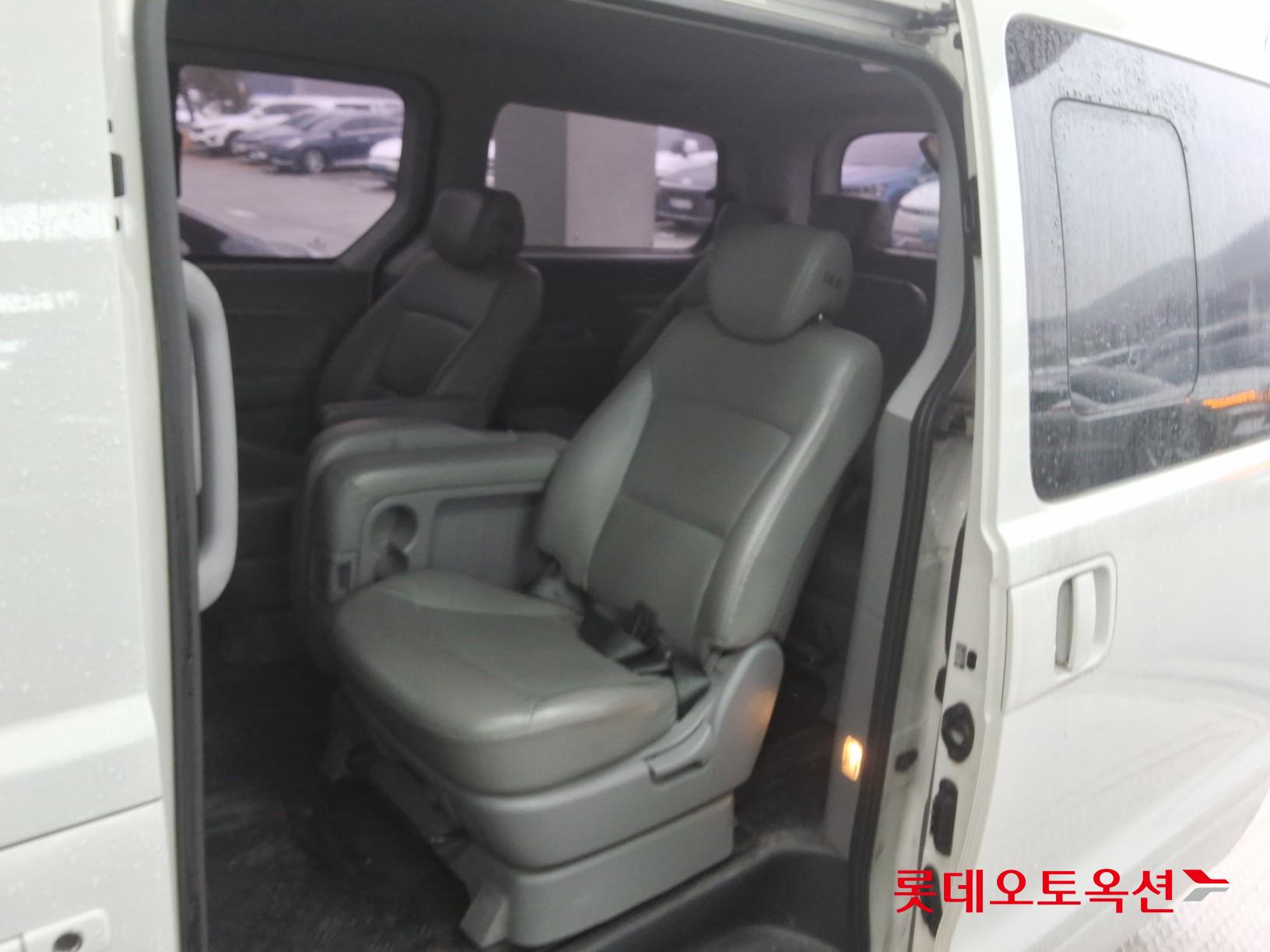 Hyundai Grand Starex id 3809863 из Кореи 37
