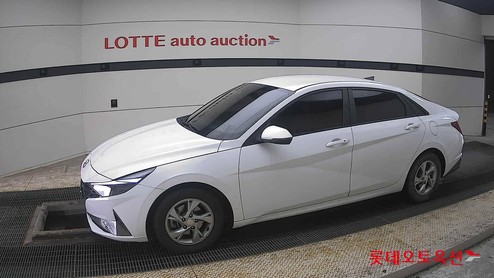 Hyundai Avante id 3809887 из Кореи 12