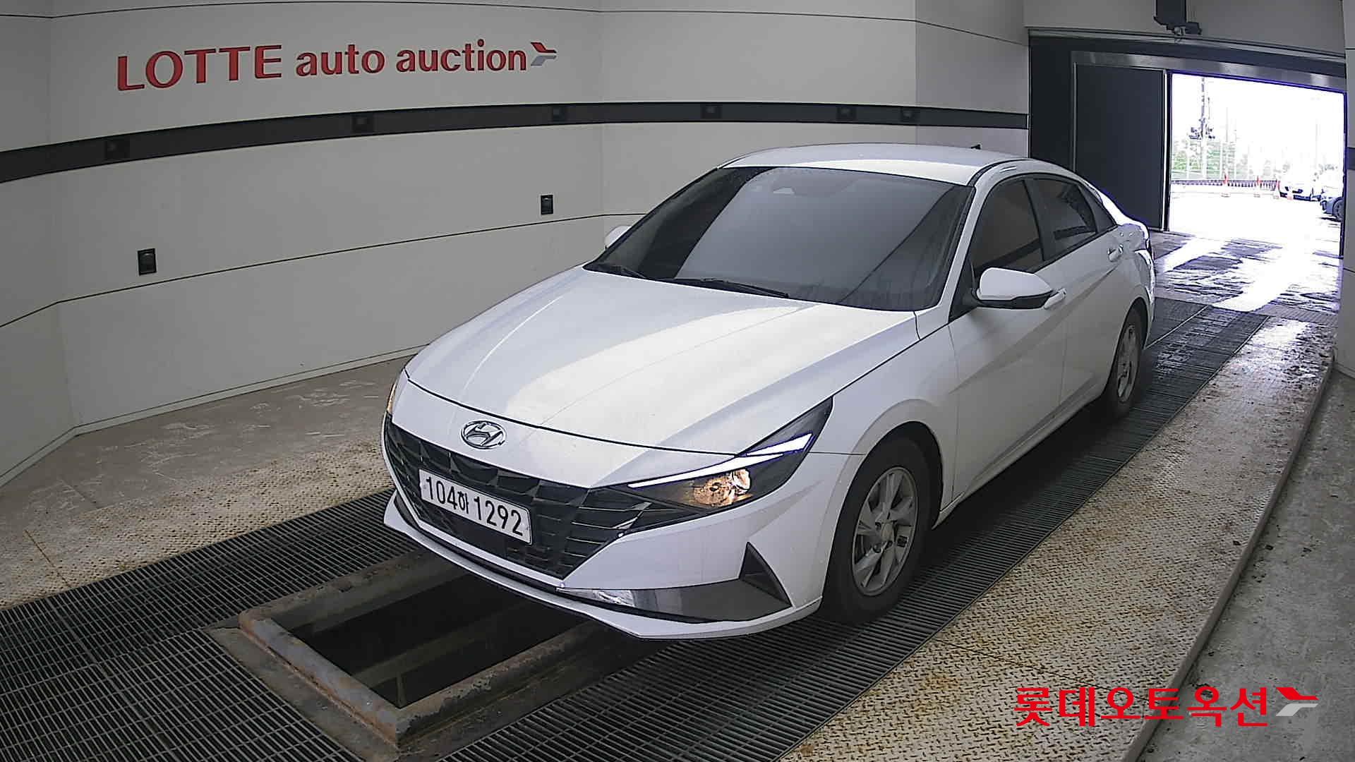 Hyundai Avante id 3809887 из Кореи 14