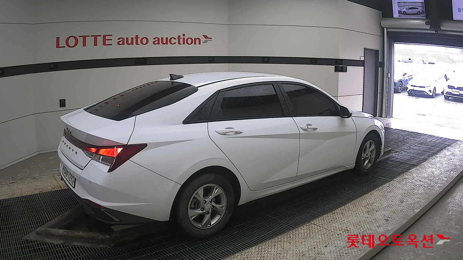 Hyundai Avante id 3809887 из Кореи 19