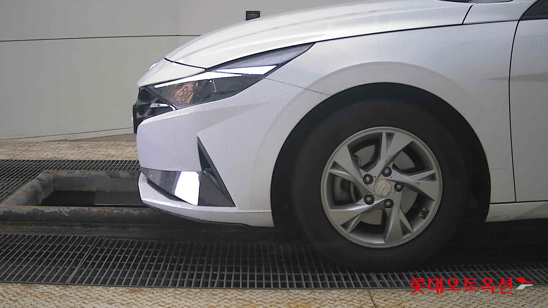 Hyundai Avante id 3809887 из Кореи 21