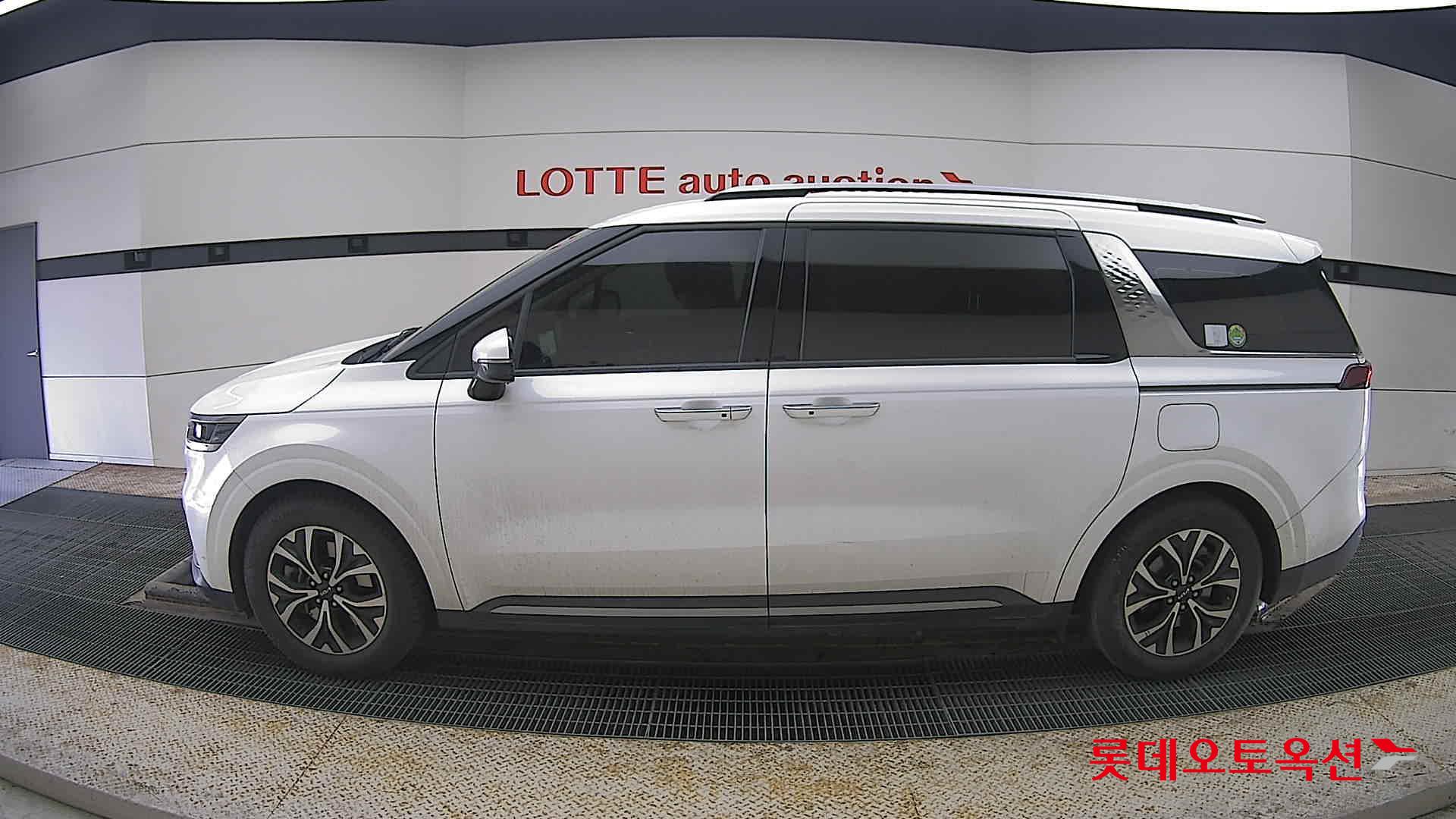 Kia Carnival id 3803765 из Кореи 7