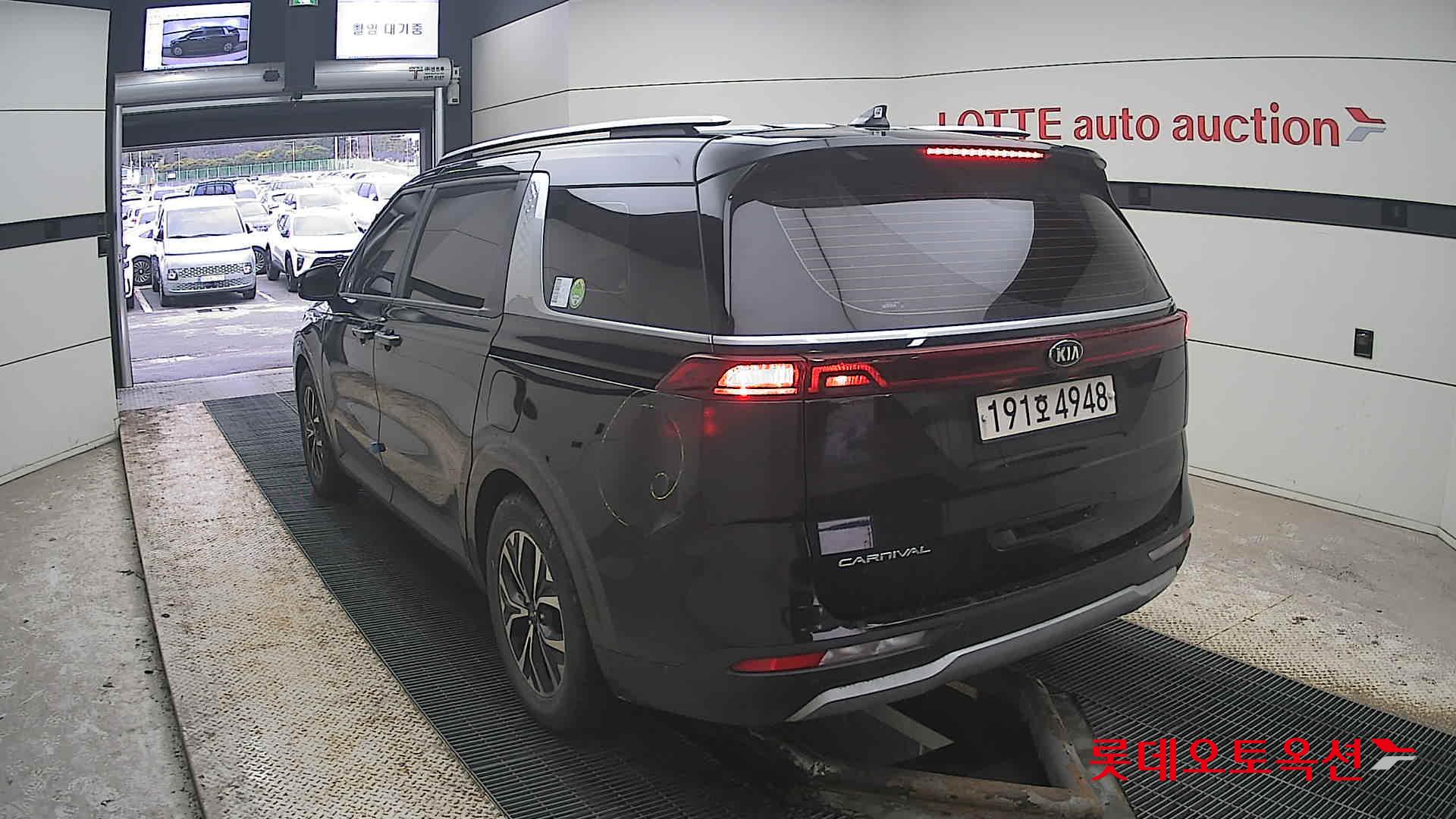 Kia Carnival id 3809951 из Кореи 9