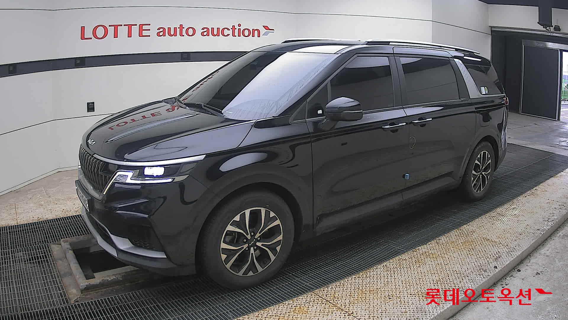 Kia Carnival id 3809951 из Кореи 13