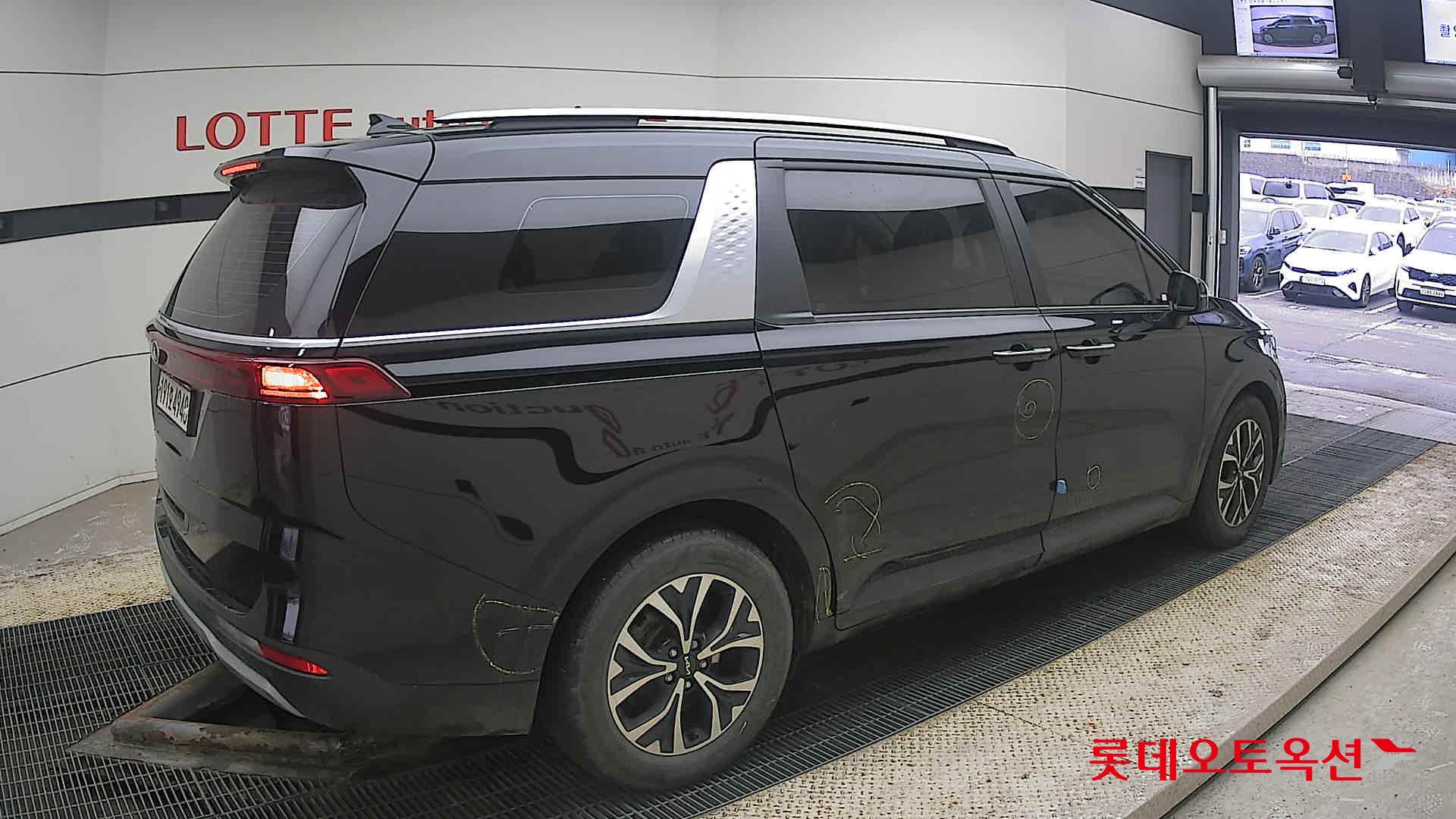 Kia Carnival id 3809951 из Кореи 19