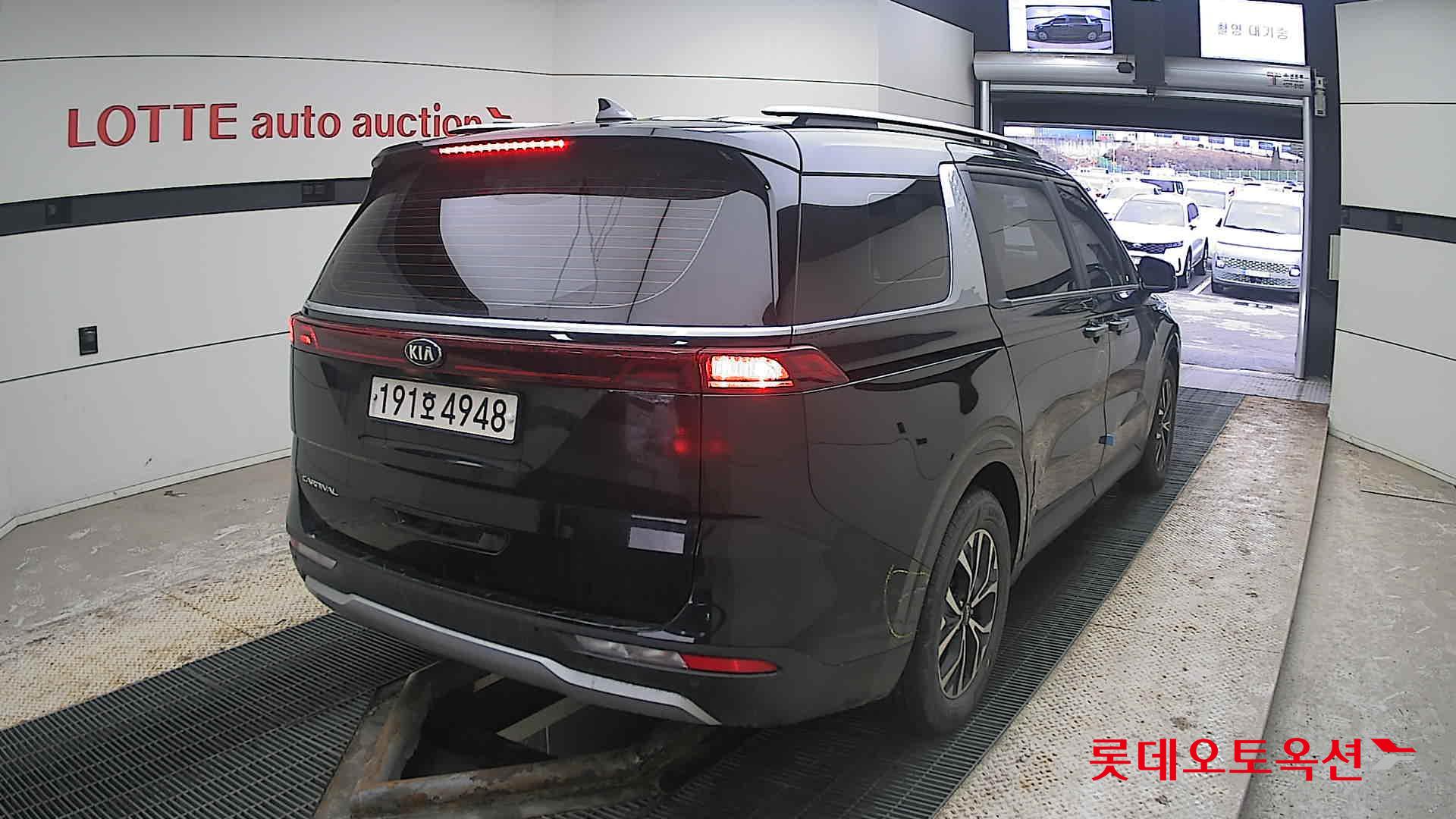 Kia Carnival id 3809951 из Кореи 20