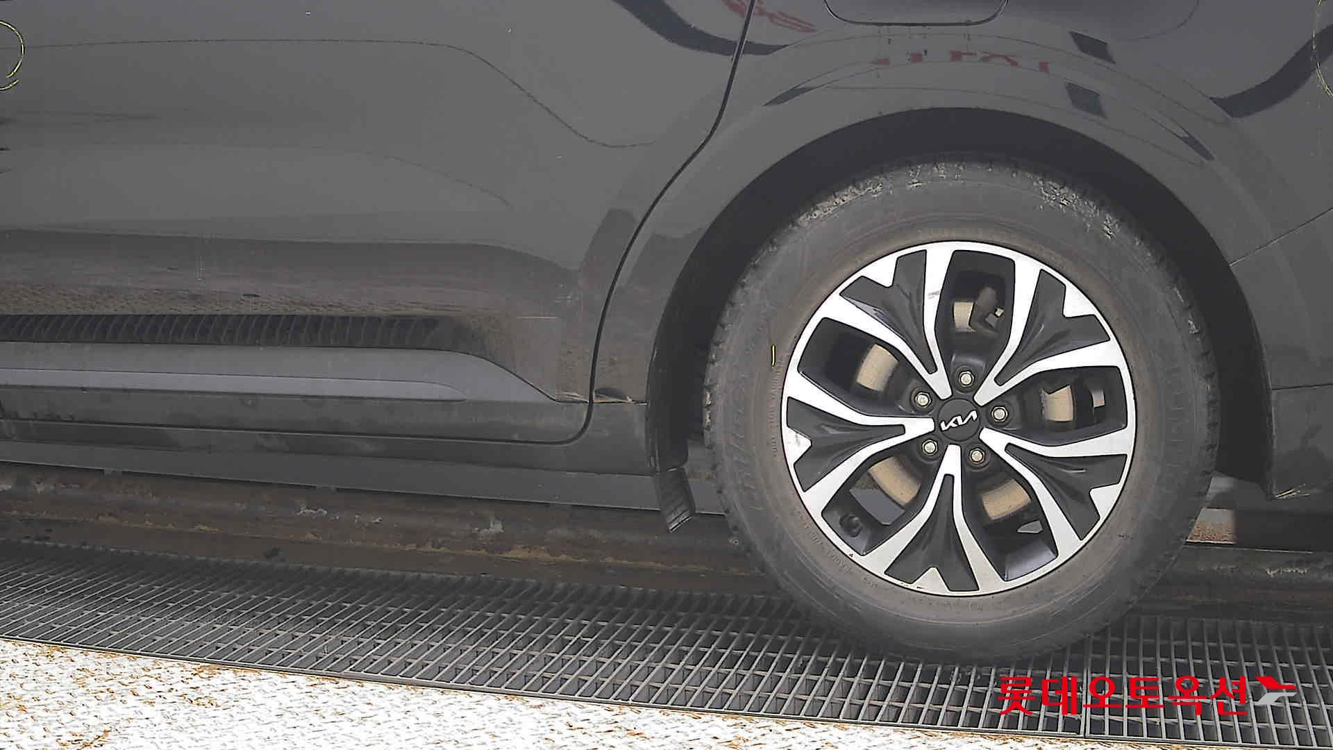 Kia Carnival id 3809951 из Кореи 22