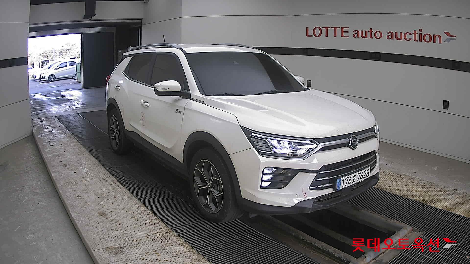 SsangYong Korando 2022 Grand White из Кореи, фото 2