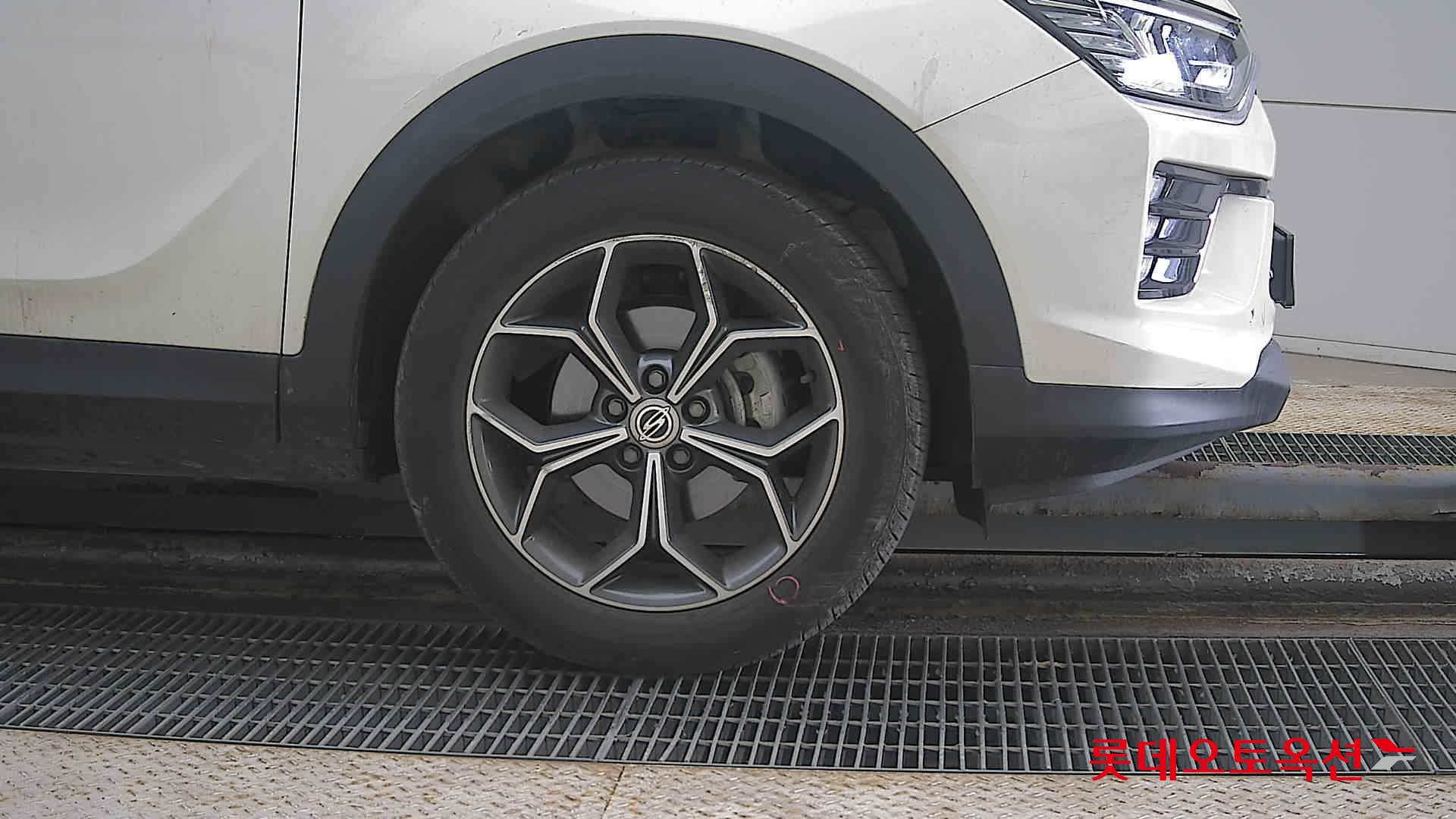 SsangYong Korando id 3803839 из Кореи 23