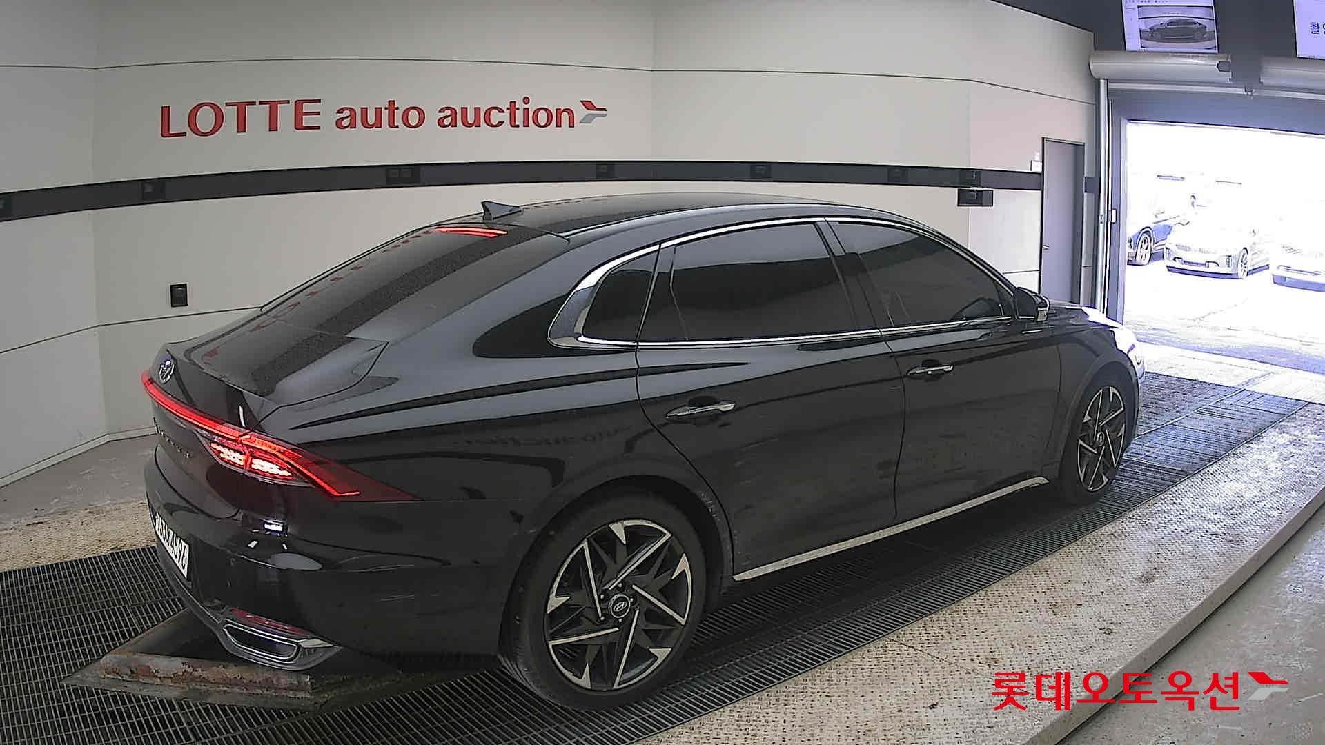 Hyundai Grandeur id 3803725 из Кореи 19