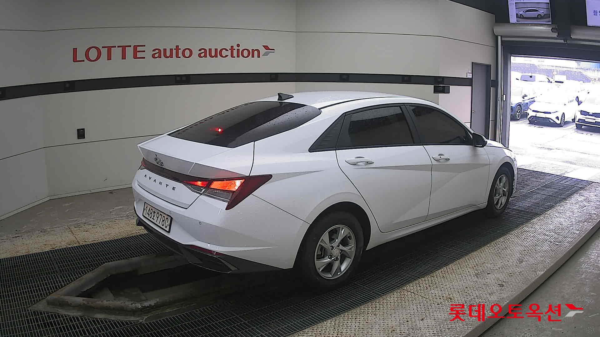 Hyundai Avante id 3809886 из Кореи 19