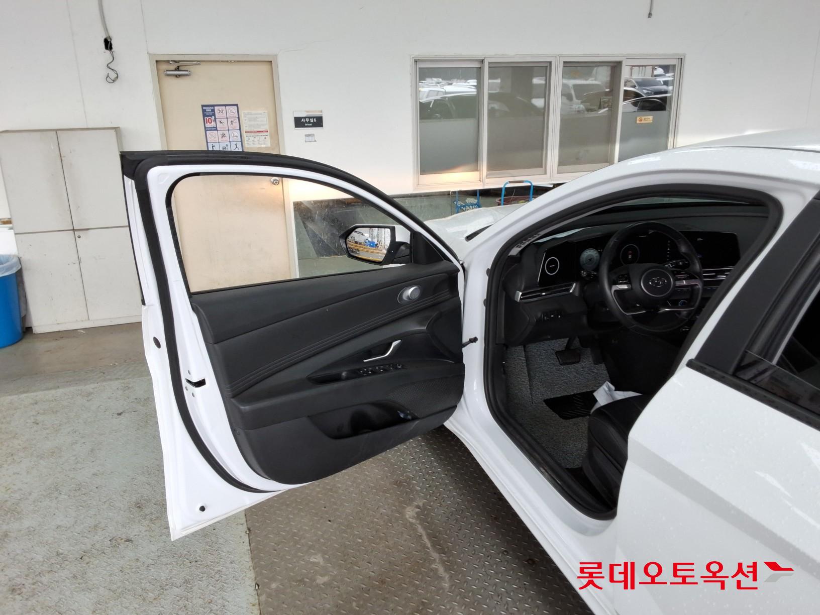 Hyundai Avante id 3809886 из Кореи 35