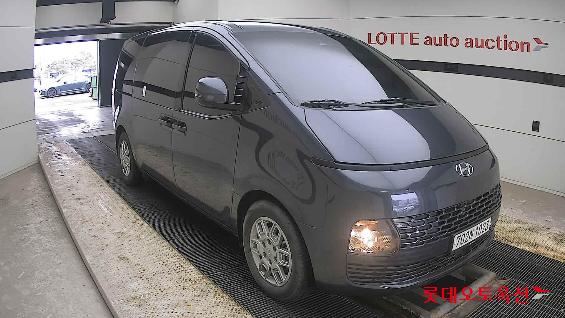 Hyundai Staria 2023 Graphite Grey Metallic из Кореи, фото 2