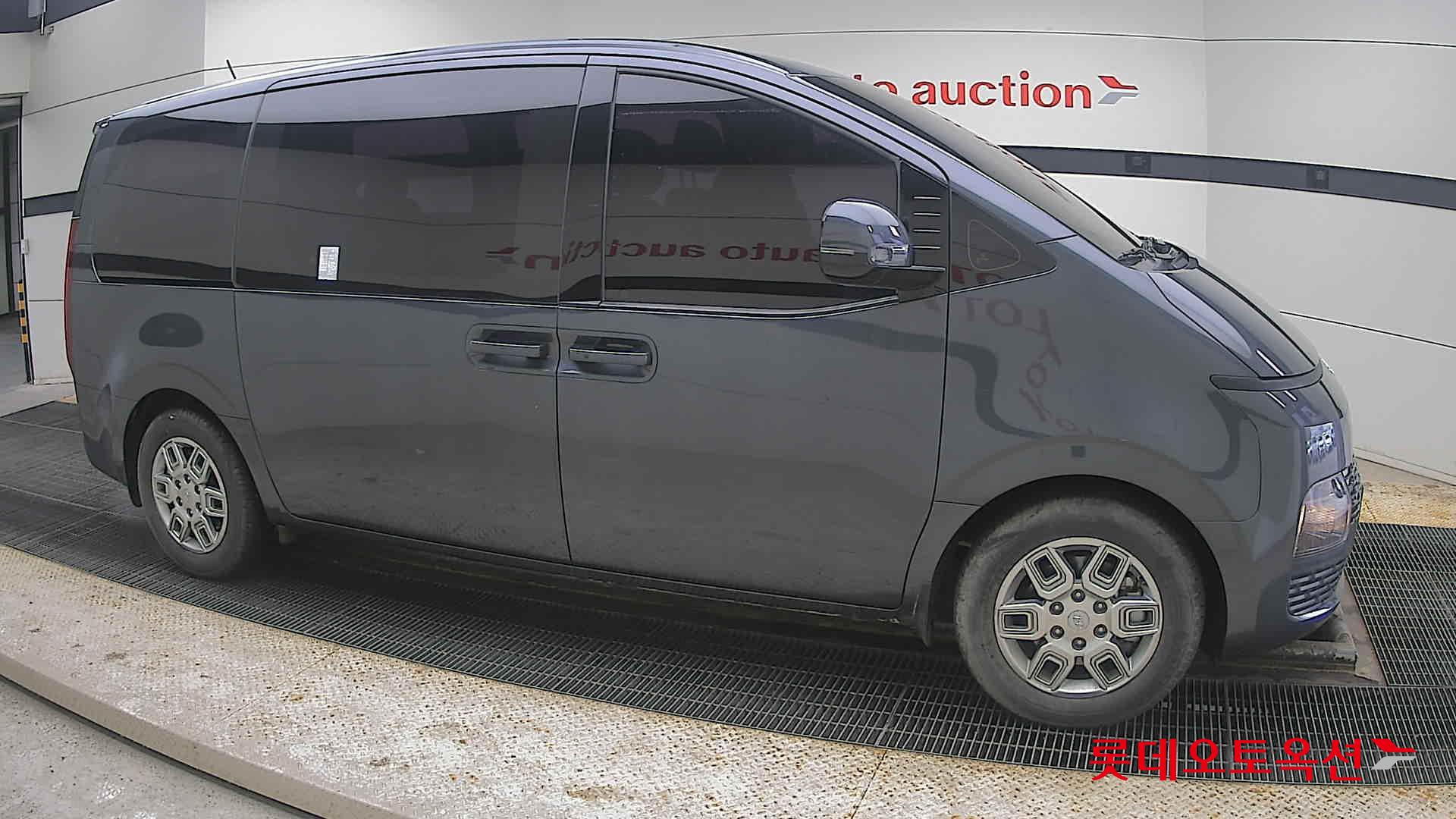 Hyundai Staria id 3809904 из Кореи 17