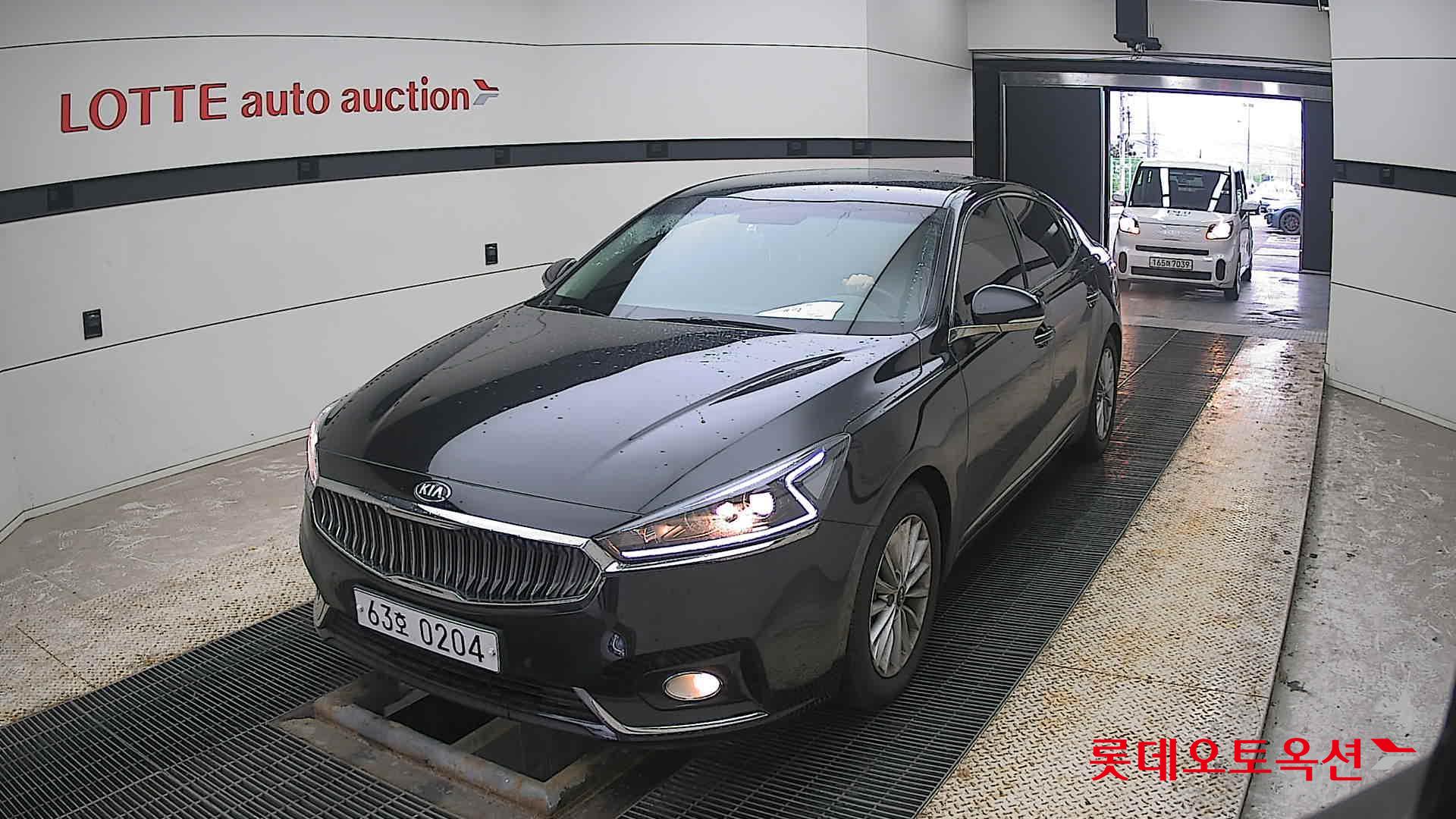 Kia K7 2019 Aurora Black Pearl из Кореи