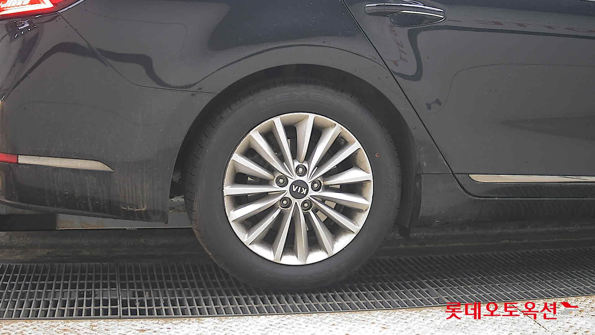 Kia K7 id 3809940 из Кореи 24