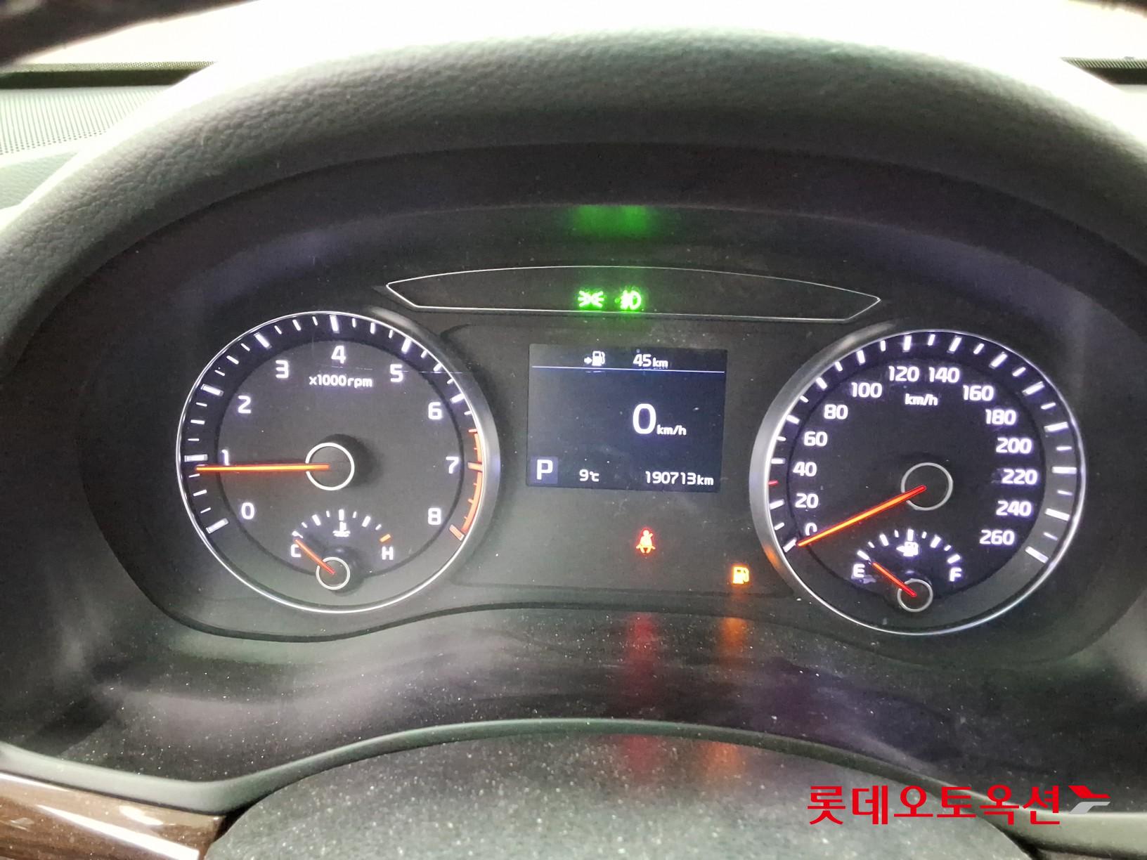 Kia K7 id 3809940 из Кореи 30