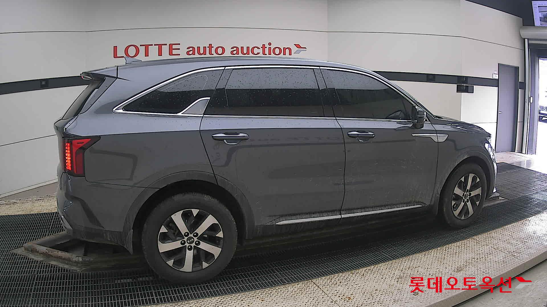 Kia Sorento id 3809950 из Кореи 18