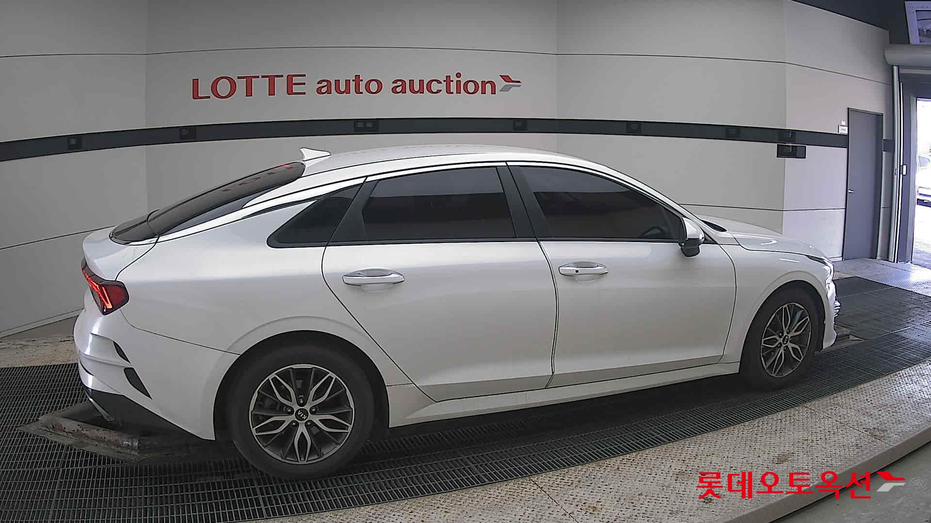 Kia K5 id 3836921 из Кореи 18