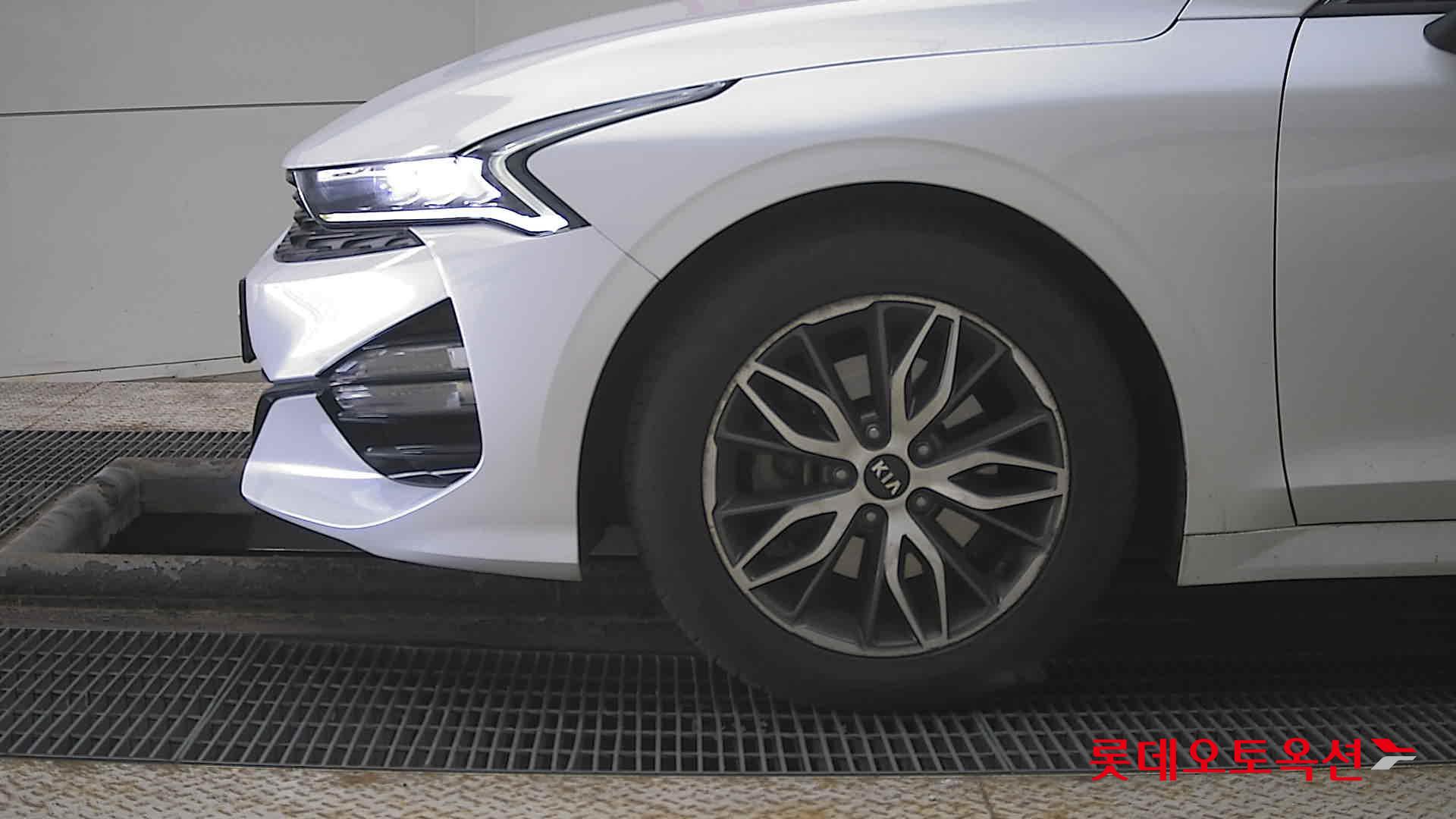 Kia K5 id 3836921 из Кореи 21