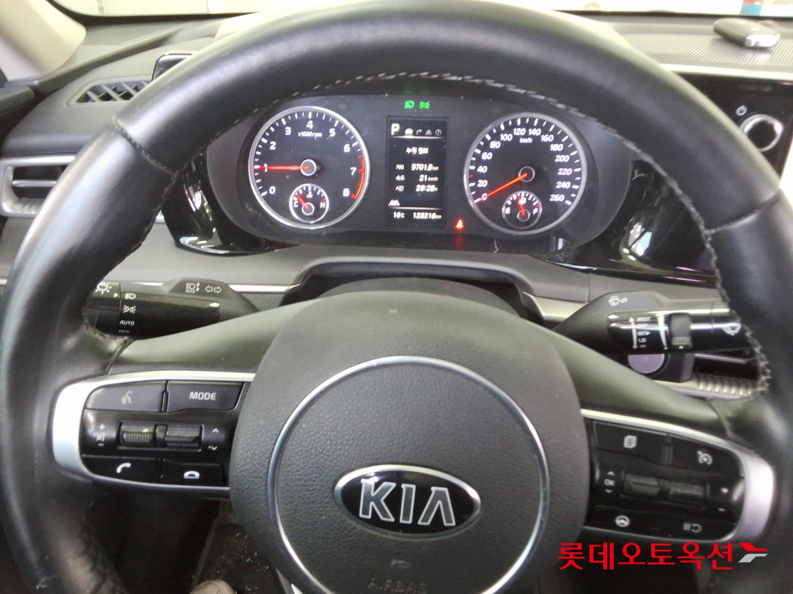 Kia K5 id 3836921 из Кореи 29