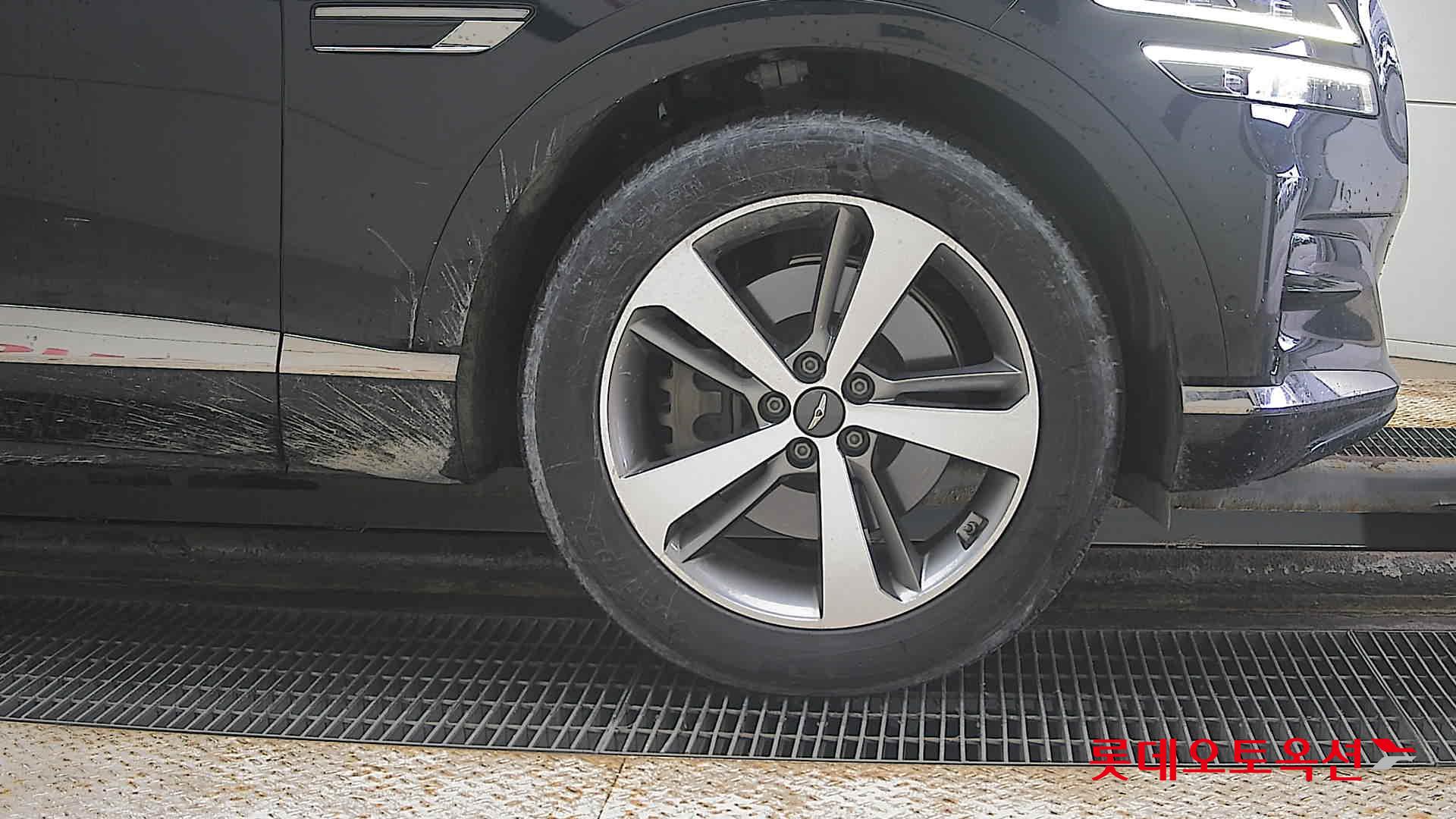 Hyundai GV80 id 3809899 из Кореи 23