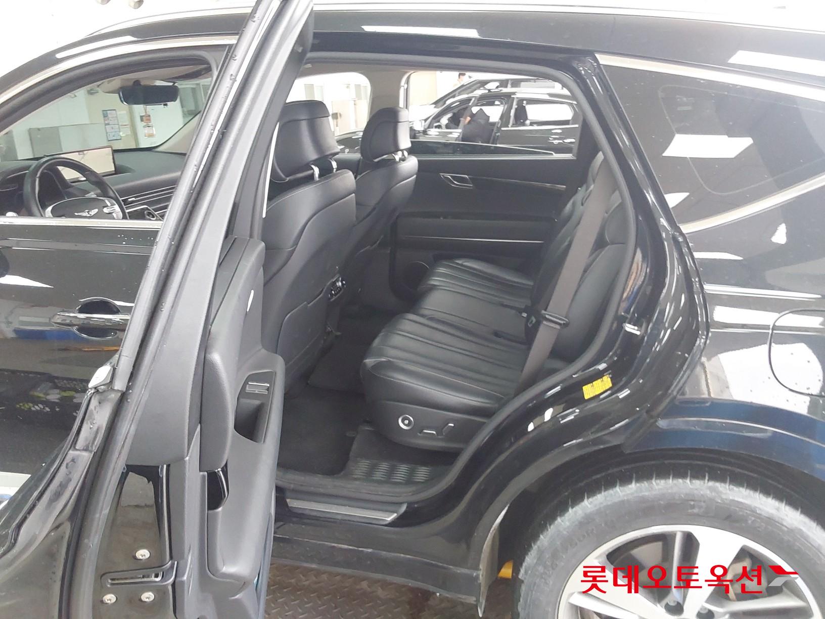 Hyundai GV80 id 3809899 из Кореи 36