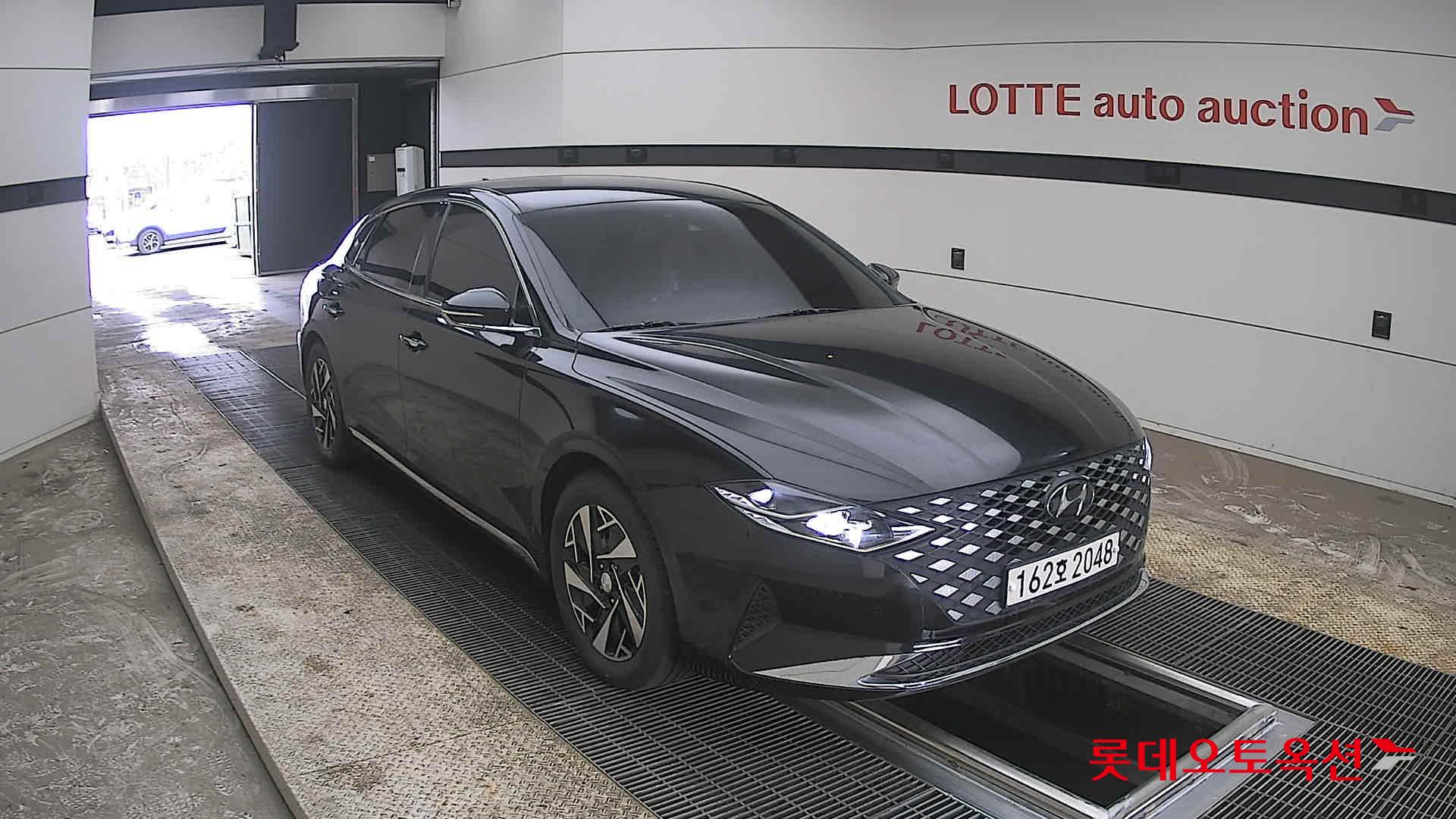 هيونداي أزيرا