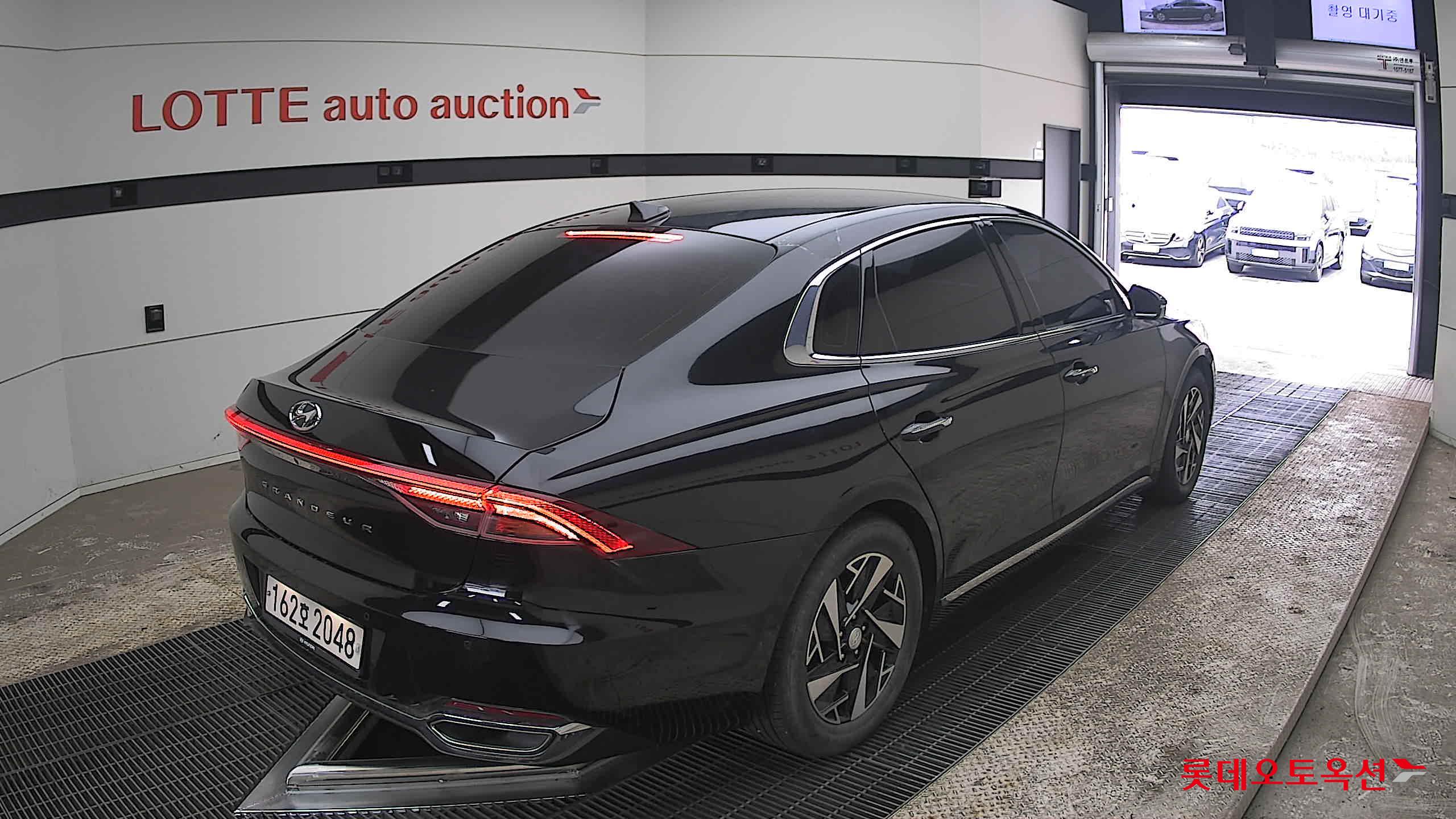 هيونداي أزيرا