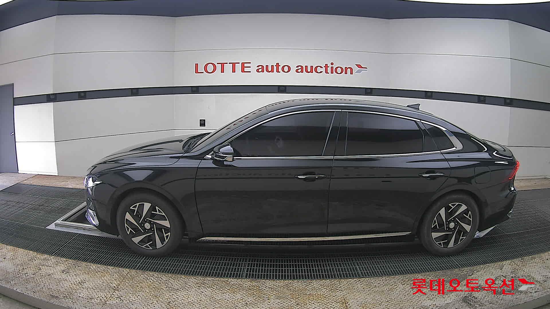 هيونداي أزيرا