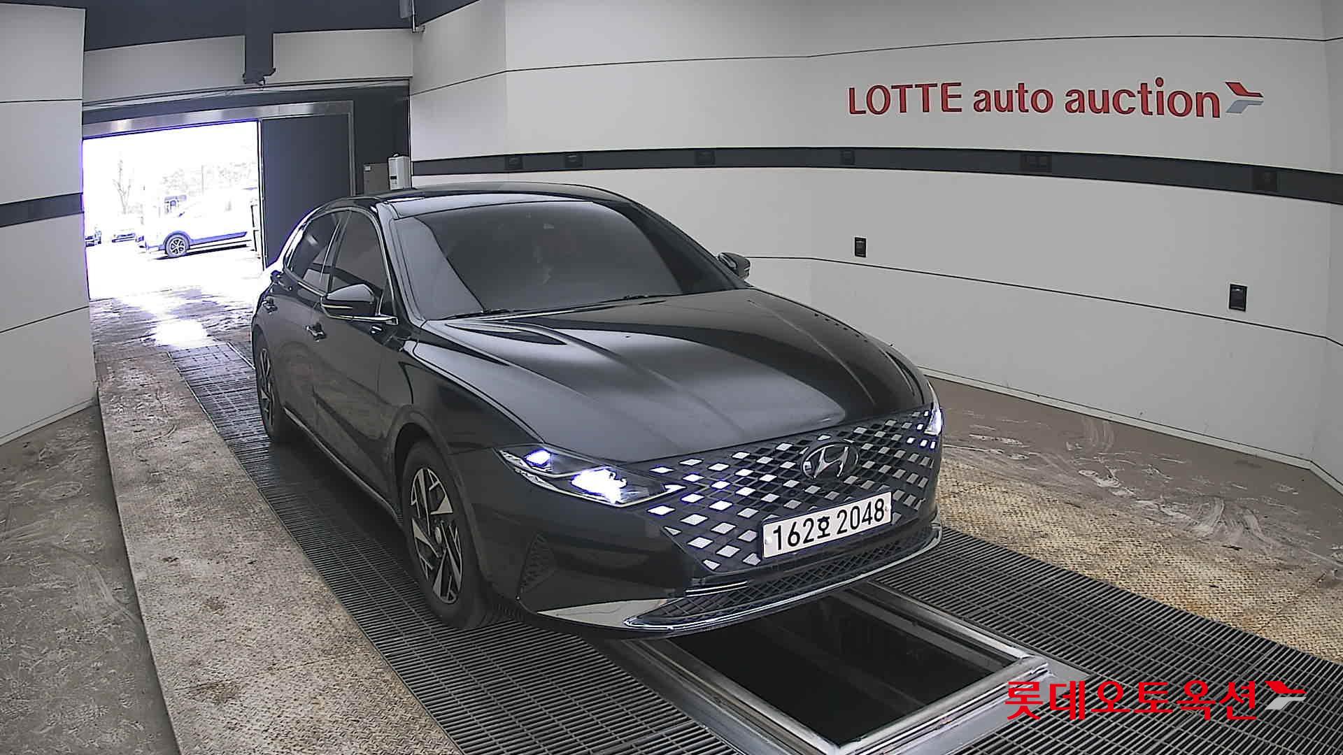 هيونداي أزيرا