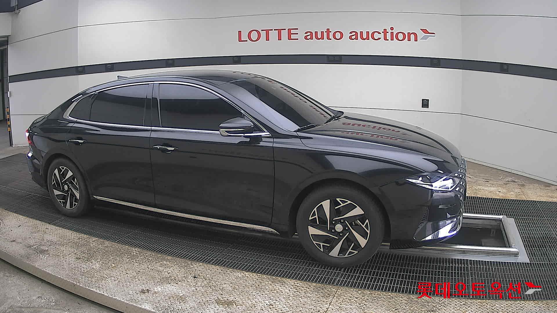 هيونداي أزيرا