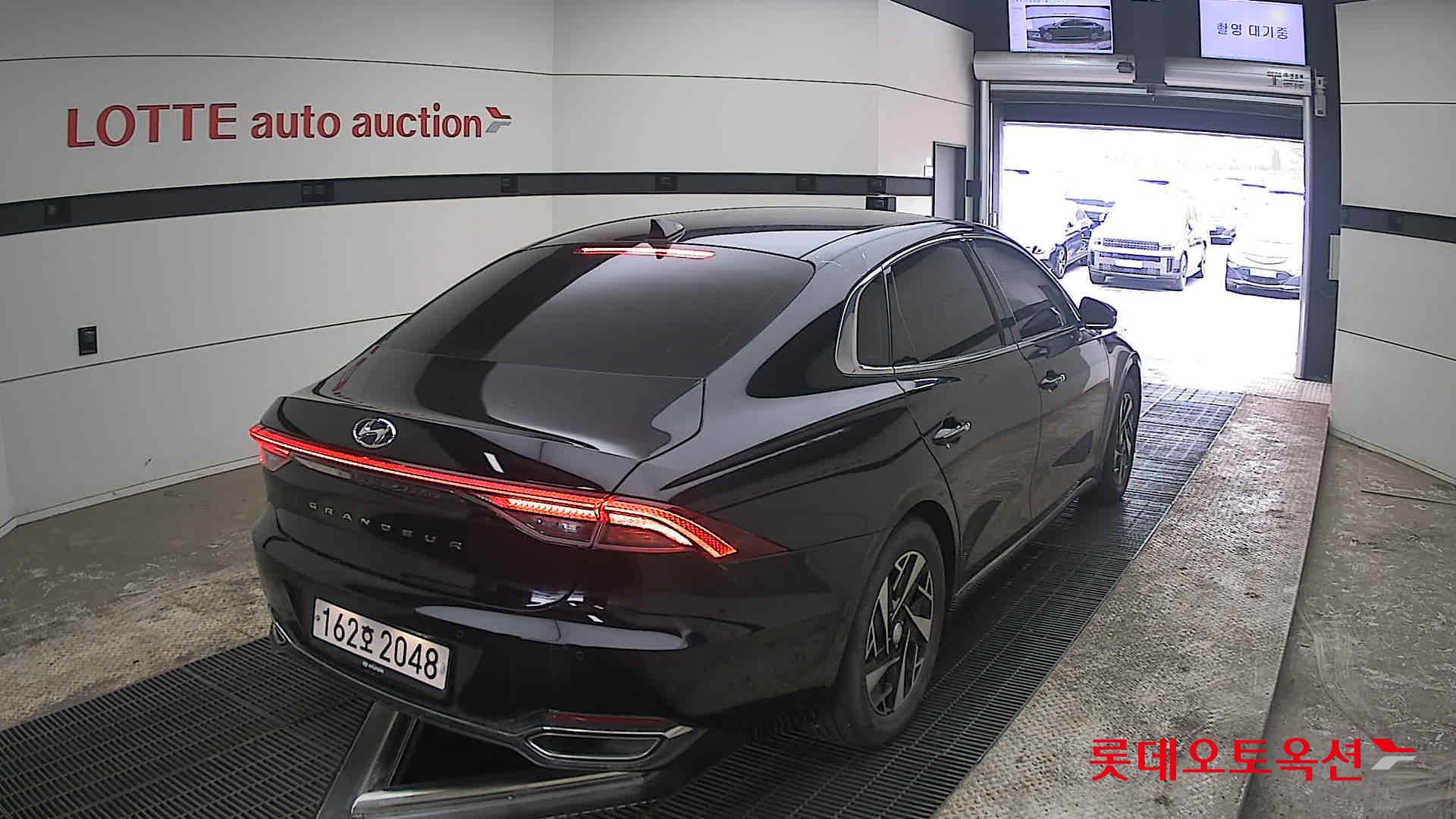 هيونداي أزيرا