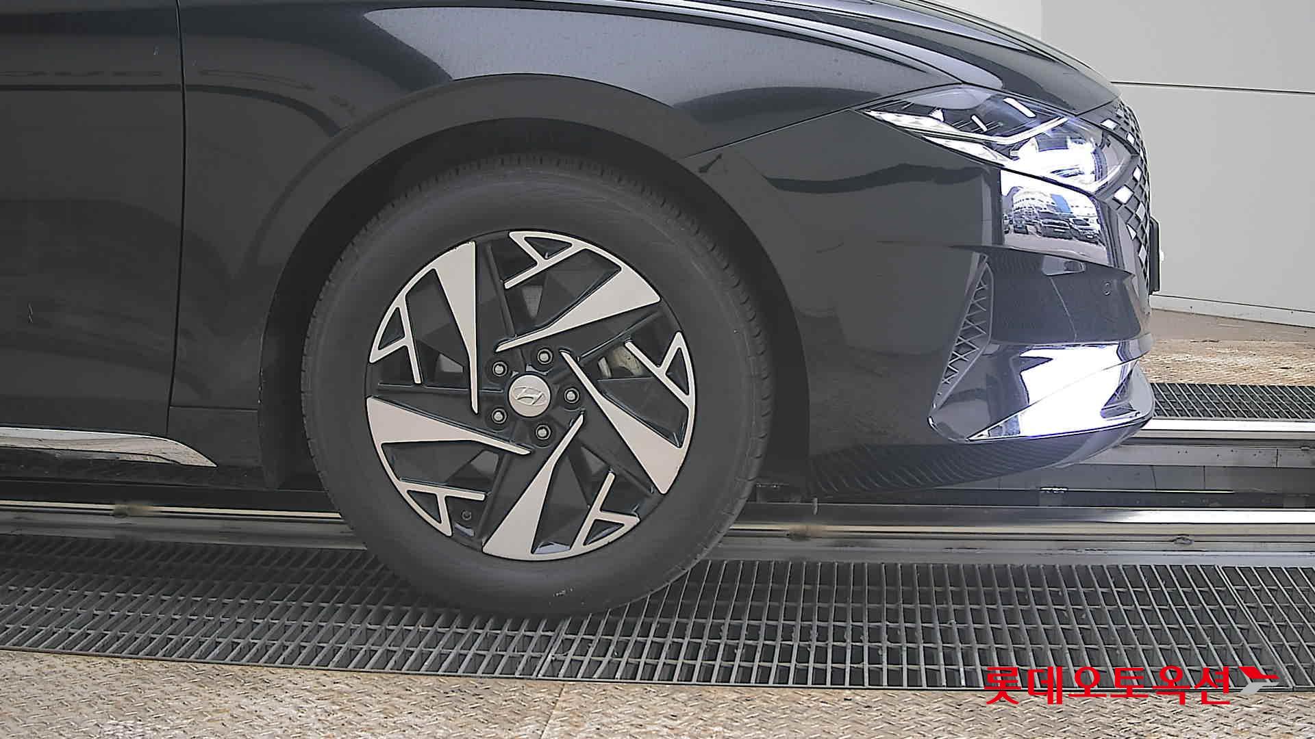 هيونداي أزيرا