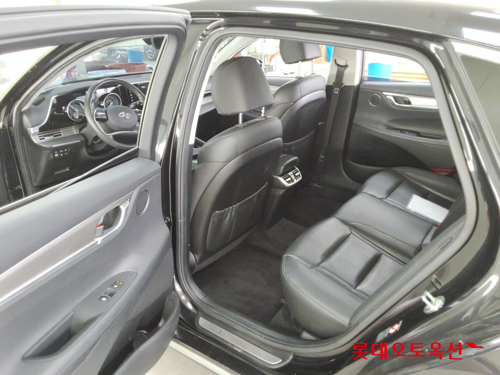 هيونداي أزيرا