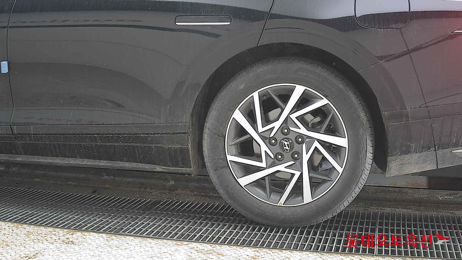 Hyundai Grandeur Hybrid id 3803739 из Кореи 22