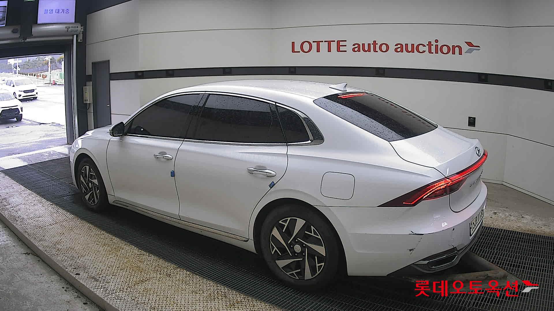 Hyundai Grandeur Hybrid id 3809893 из Кореи 10