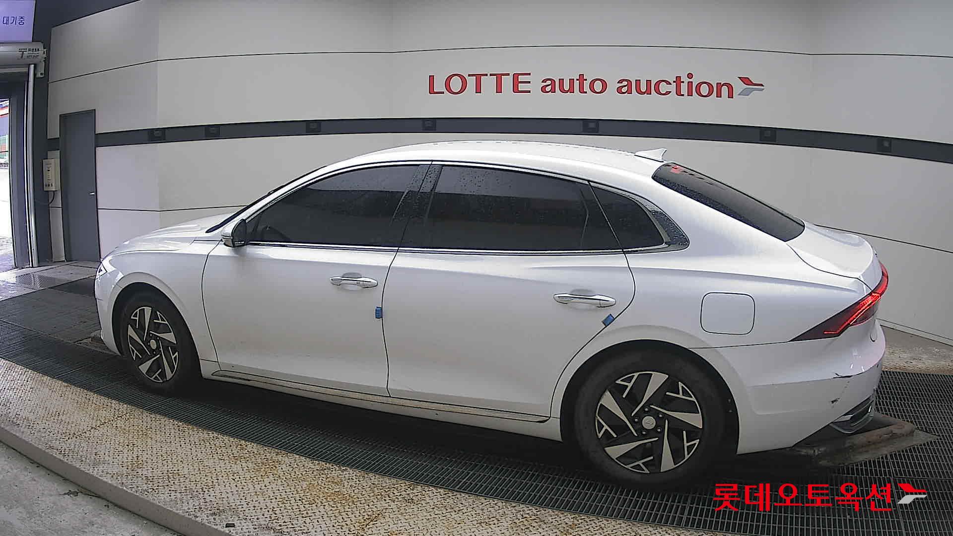 Hyundai Grandeur Hybrid id 3809893 из Кореи 11