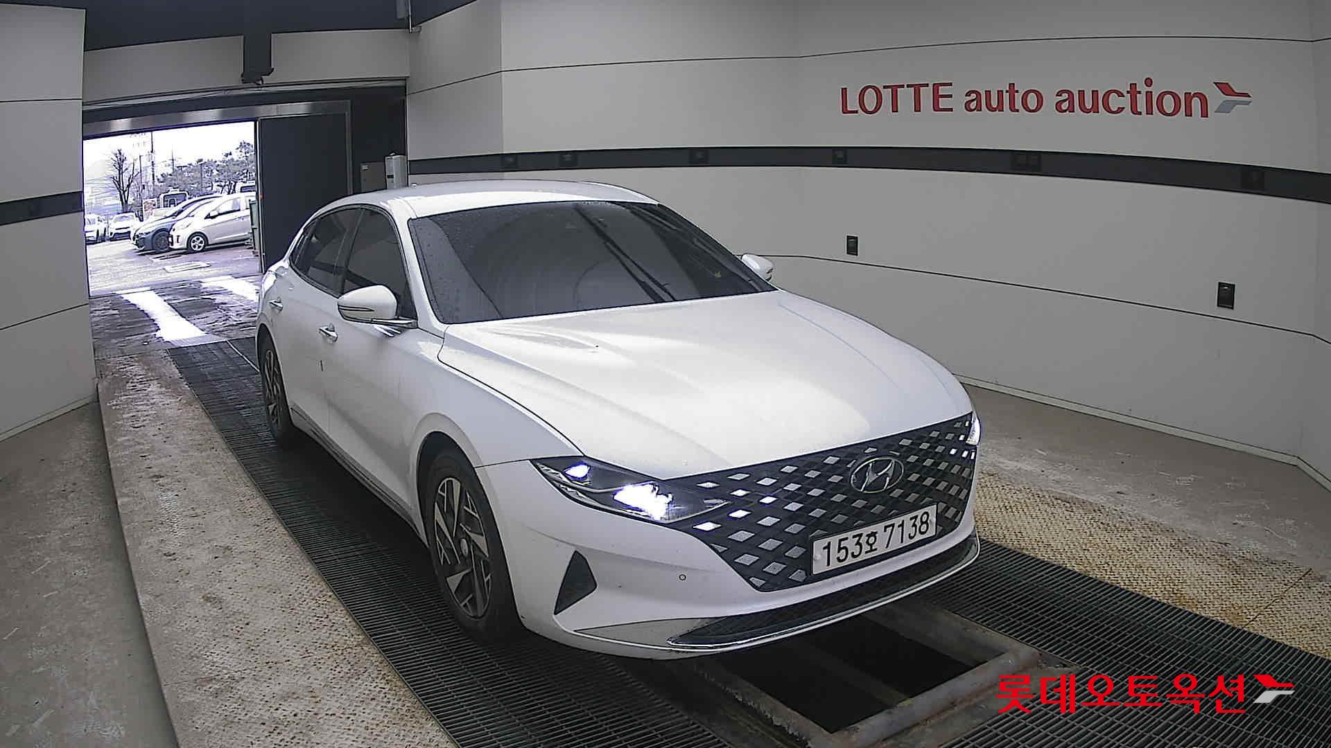 Hyundai Grandeur Hybrid id 3809893 из Кореи 15