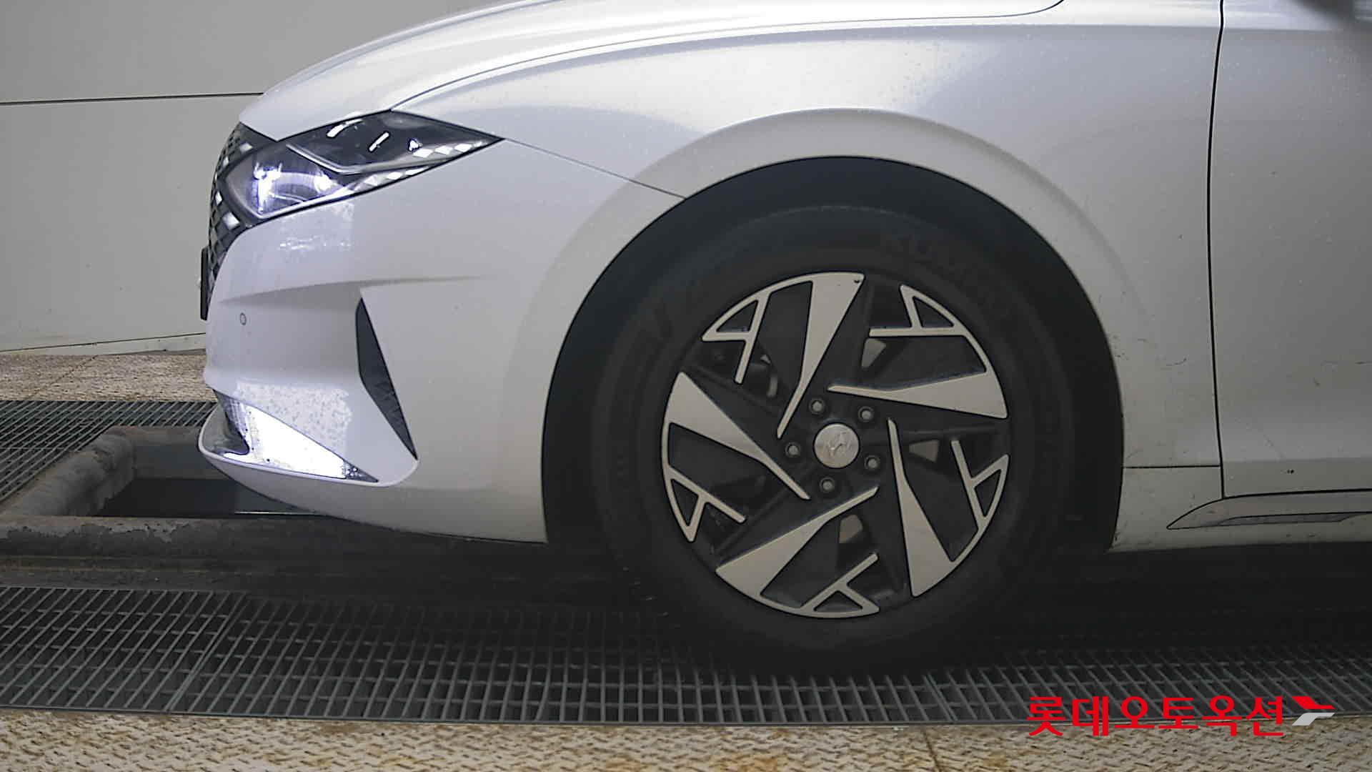 Hyundai Grandeur Hybrid id 3809893 из Кореи 21