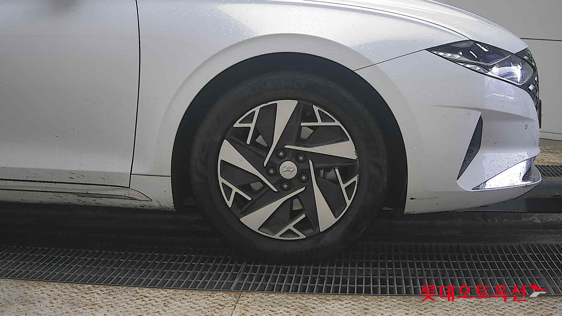 Hyundai Grandeur Hybrid id 3809893 из Кореи 23