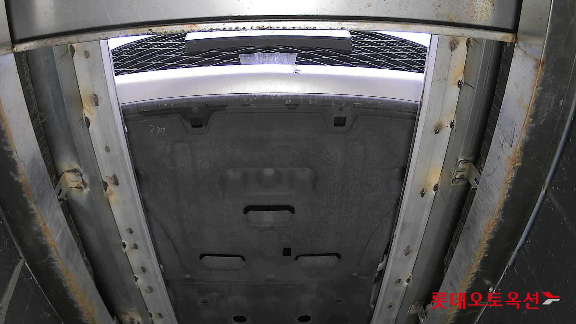 جينسس جي في 60