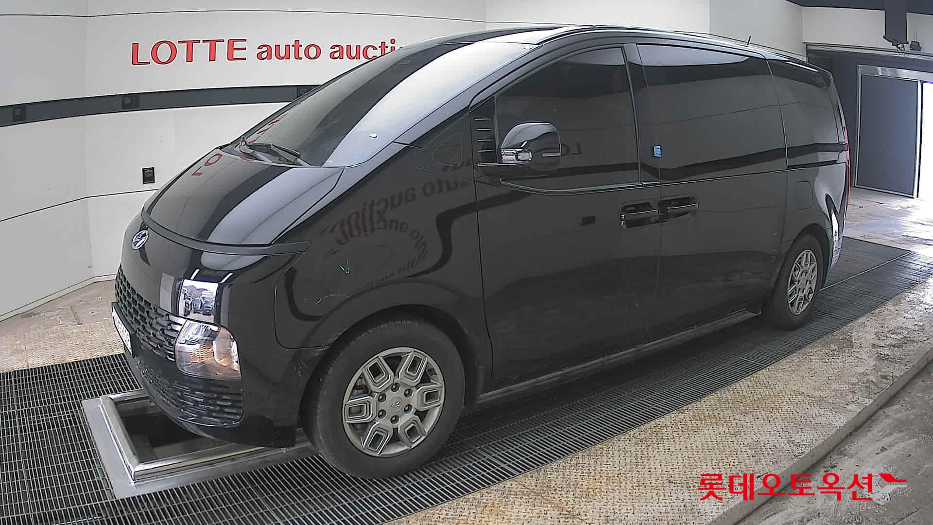 هيونداي ستاريا