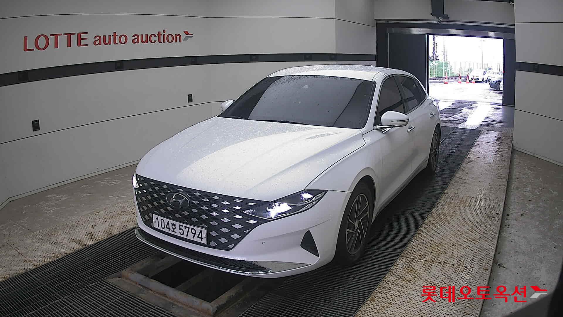 Hyundai Grandeur 2020 White cream (optional) из Кореи