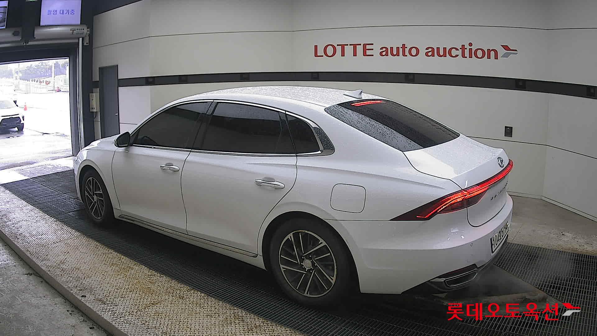 Hyundai Grandeur id 3809882 из Кореи 10