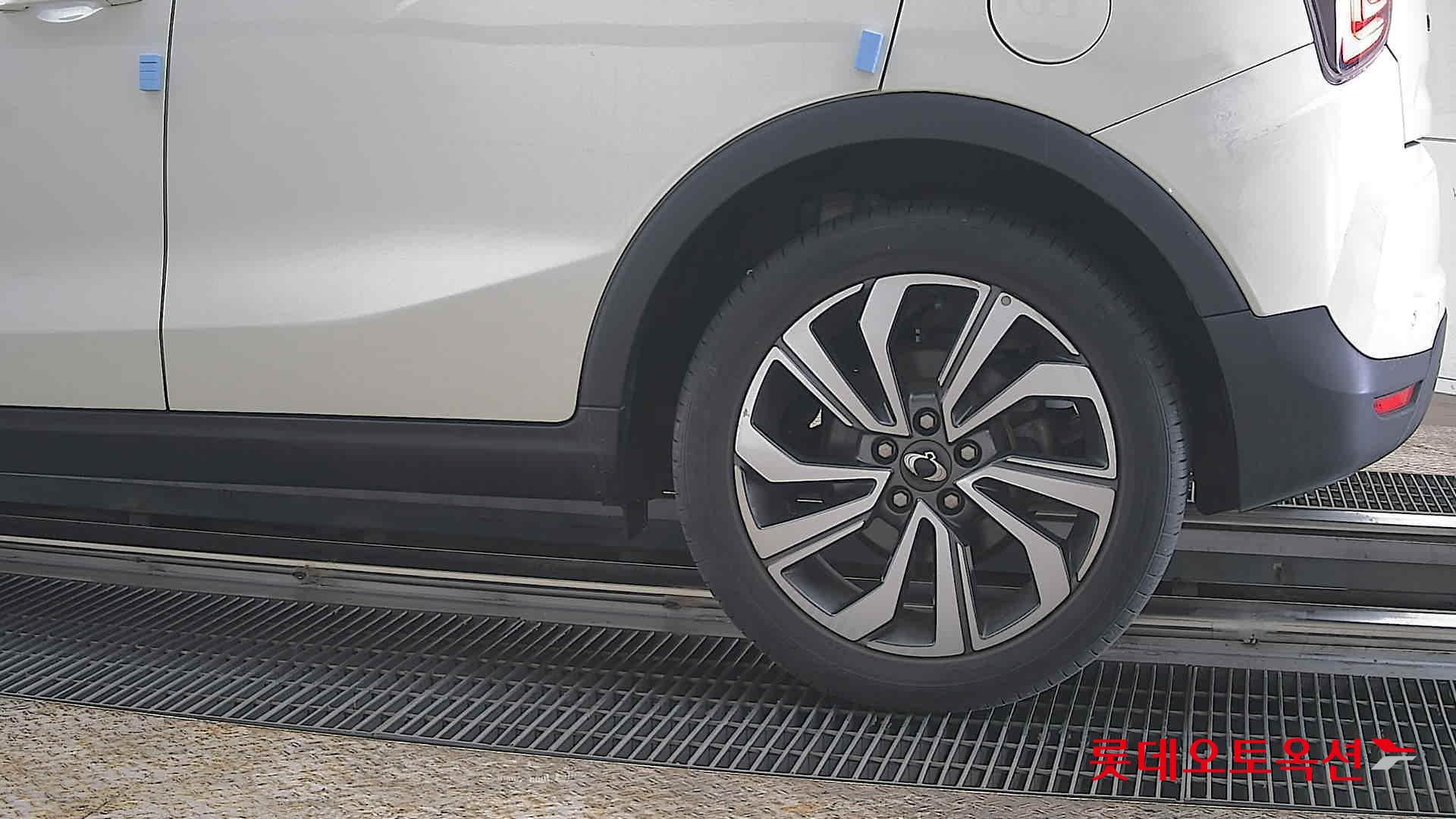 سانغ يونغ تيفولي